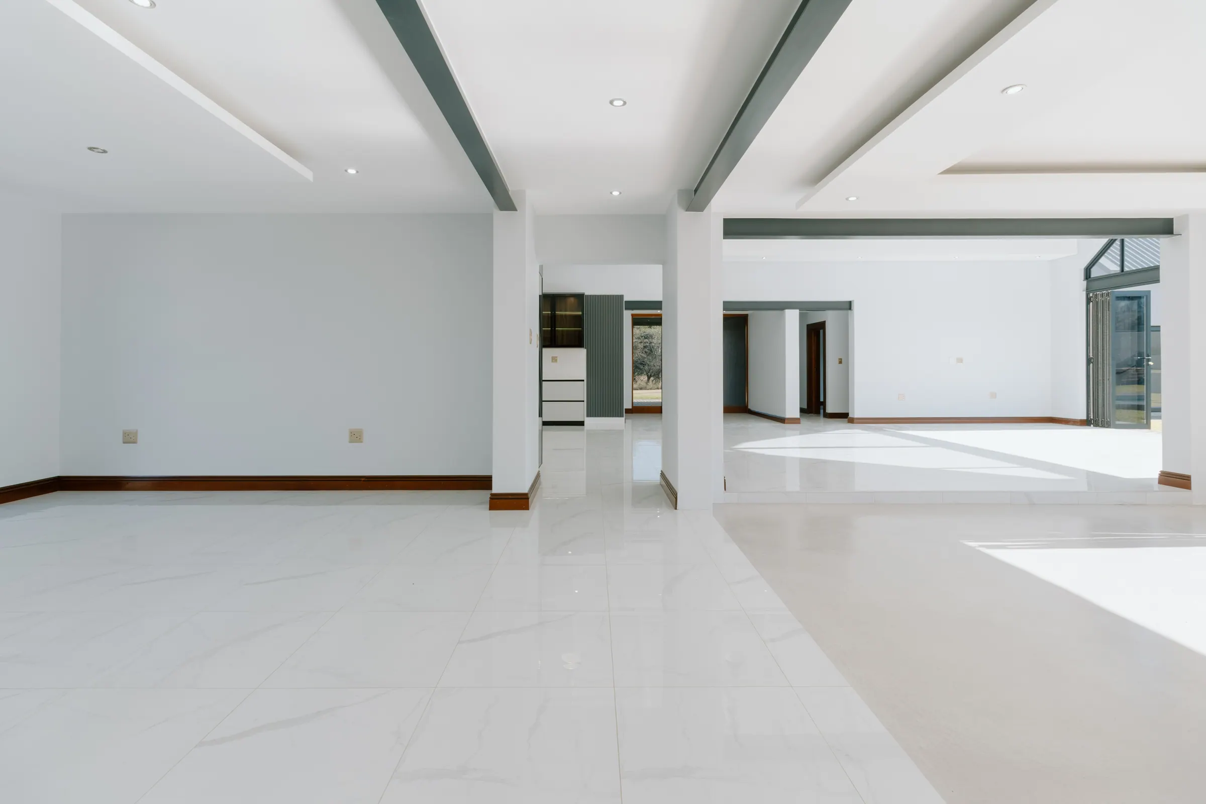 Editorial interior of Leloko Estate kitchen, Hartbeespoort — daylight photography by TimeSake Media